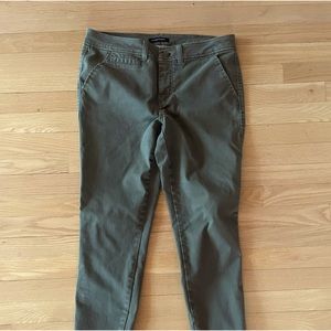 Women’s Chinos